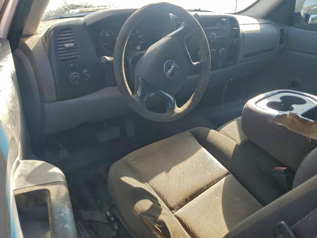 GMC Sierra C1500 Image 8