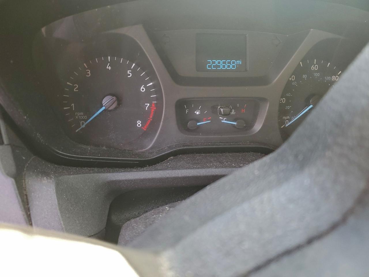 Ford Transit T-150 Image 10