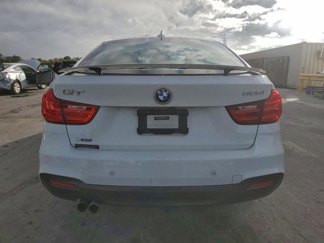 BMW 3 Series Xigt Image 9