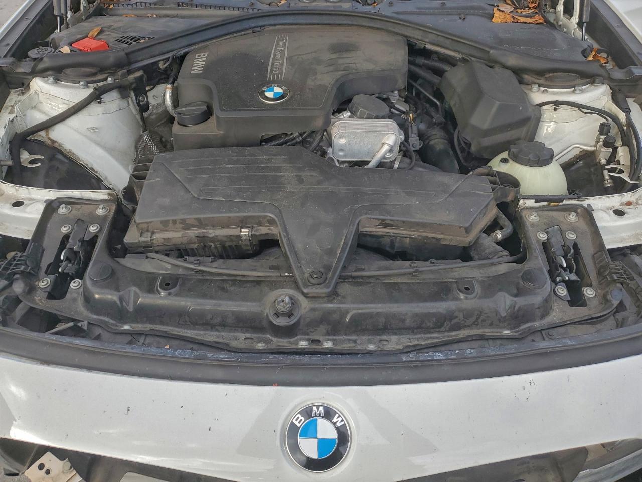 BMW 3 Series Xigt Image 12