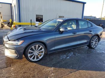  Salvage Volvo S60