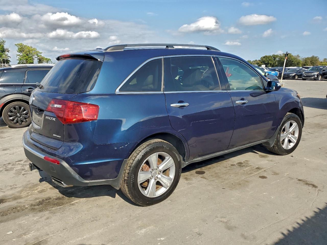 Acura MDX Image 5