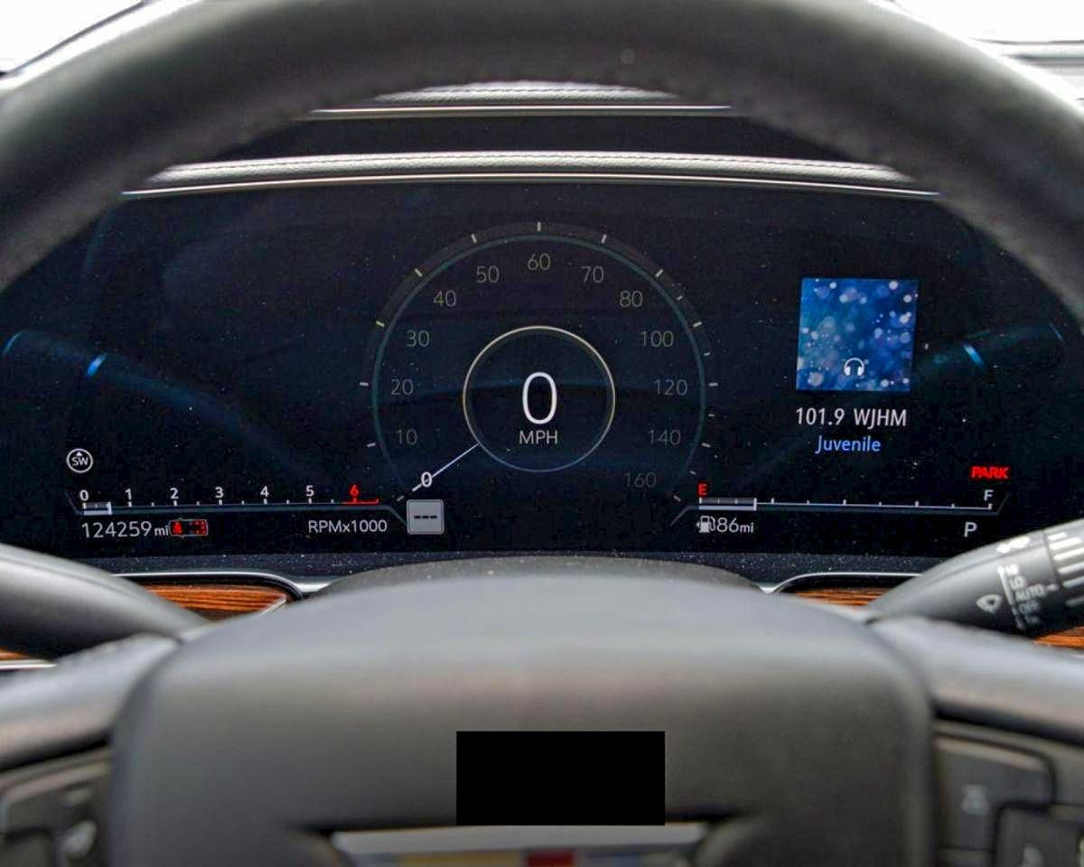 Cadillac Escalade Esv Luxury Image 3