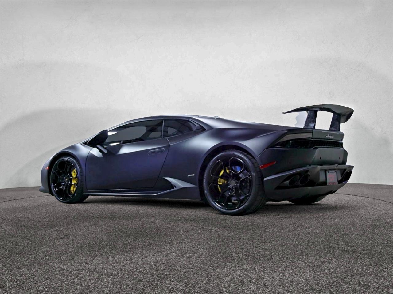 Lamborghini Huracan Image 6