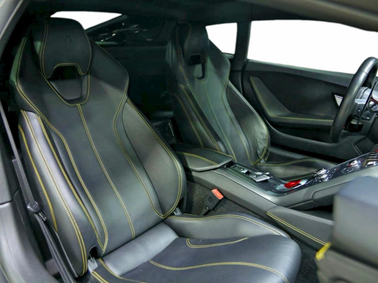 Lamborghini Huracan Image 5