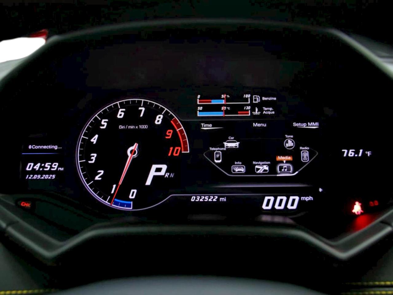 Lamborghini Huracan Image 10