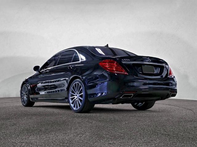 Mercedes-Benz S-Class 550 Image 6