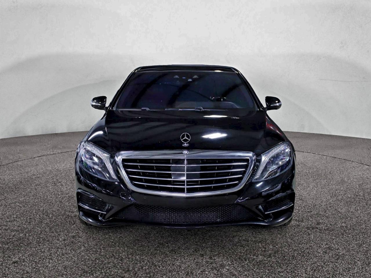 Mercedes-Benz S-Class 550 Image 5