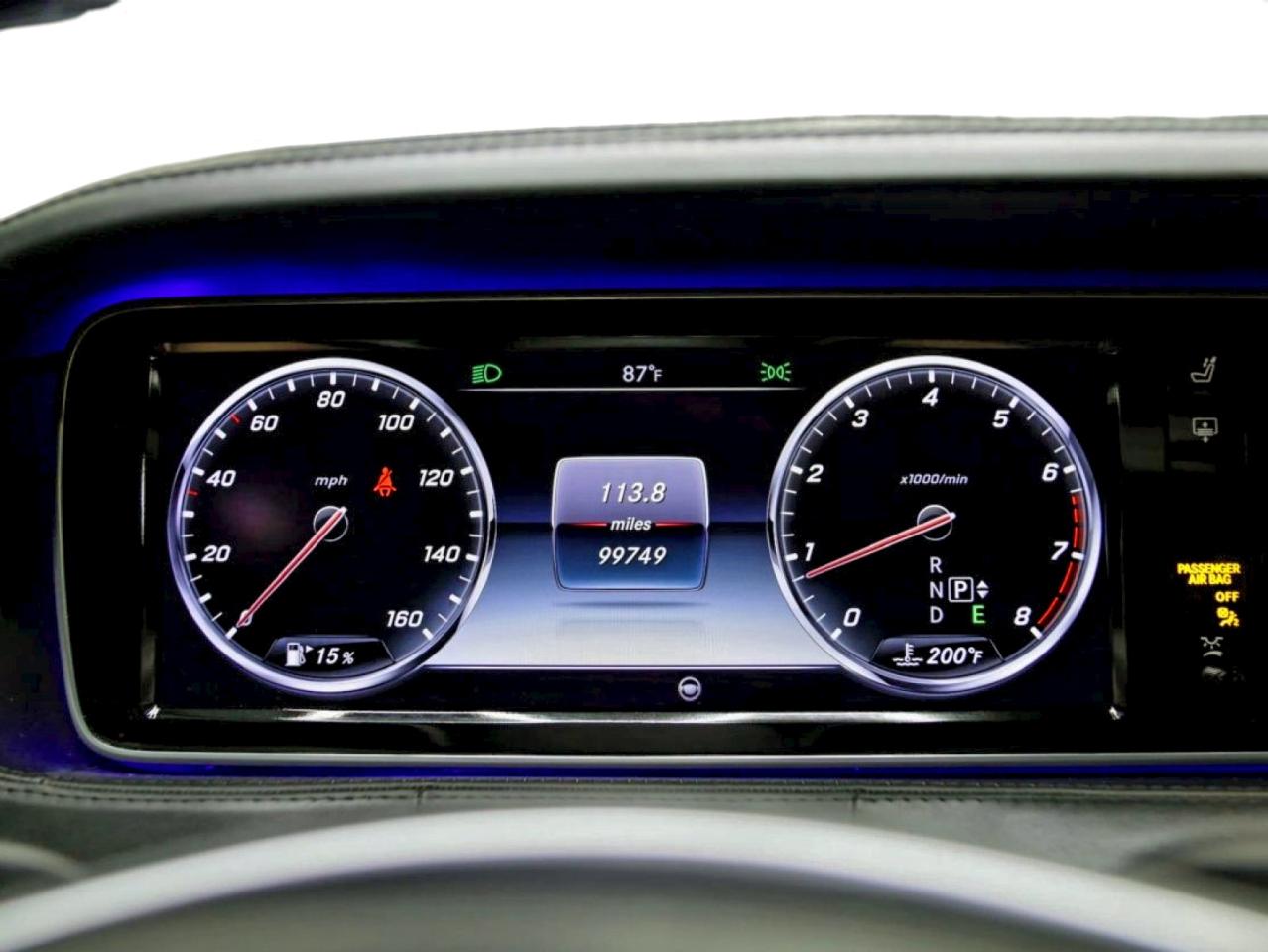 Mercedes-Benz S-Class 550 Image 9