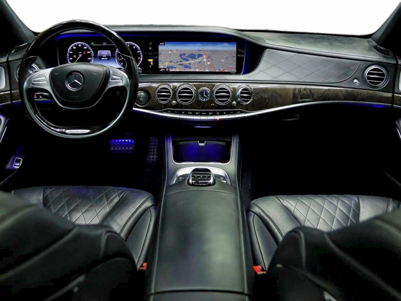 Mercedes-Benz S-Class 550 Image 7