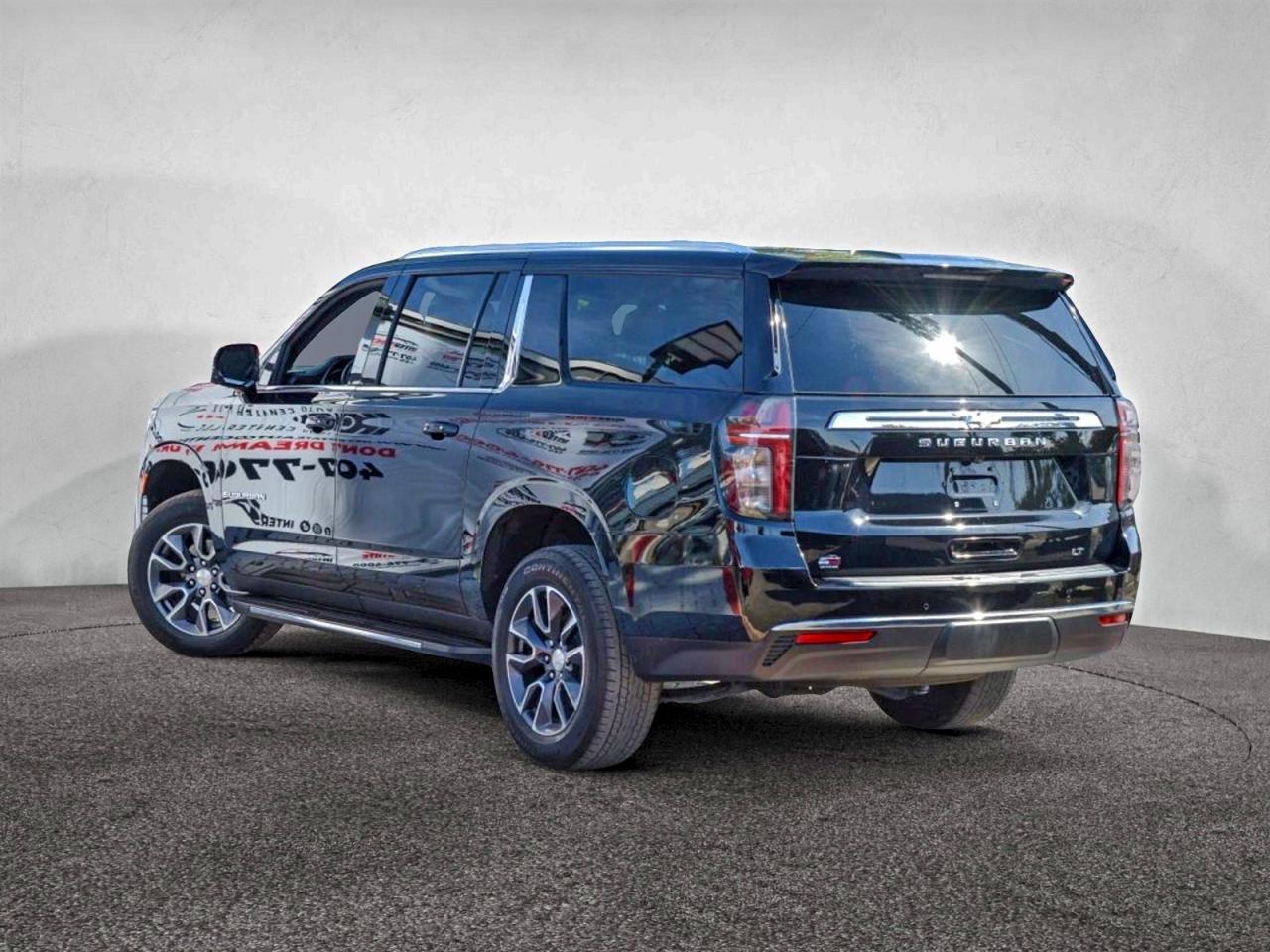 Chevrolet Suburban C1500 Lt Image 10