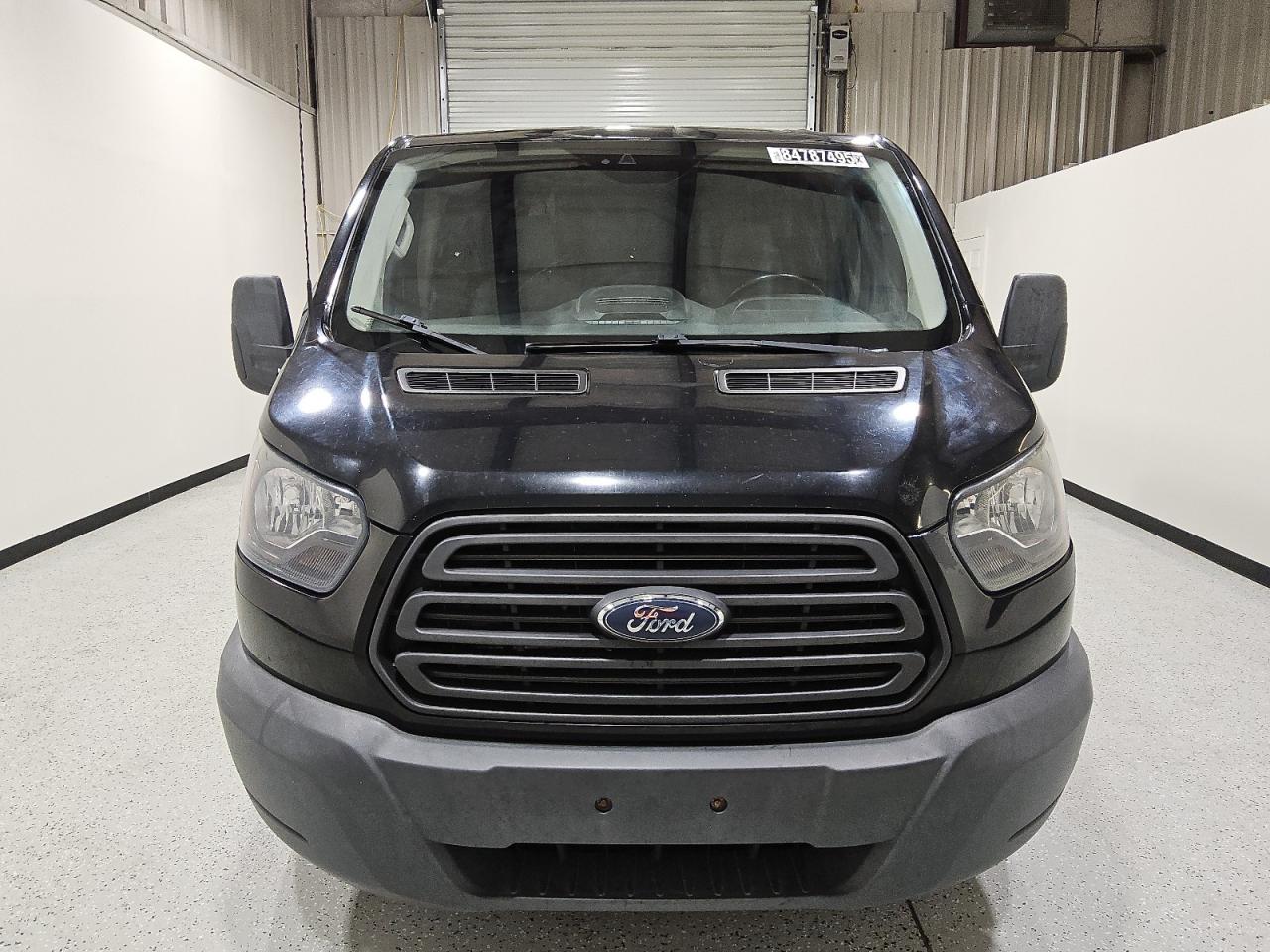 Ford Transit T-250 Image 2