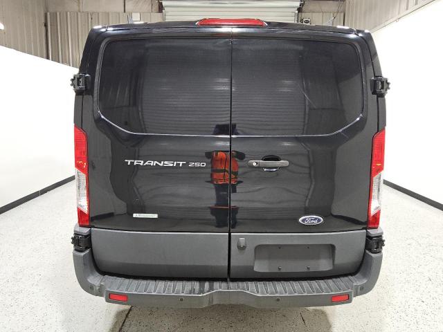 Ford Transit T-250 Image 10