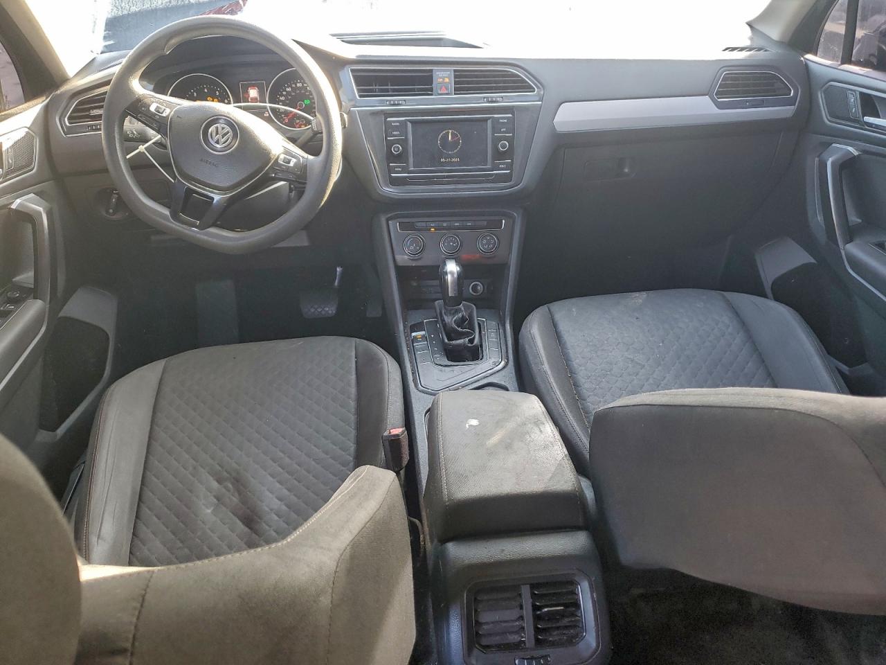 Volkswagen Tiguan S Image 11