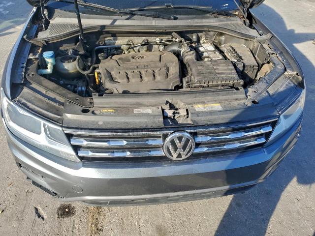 Volkswagen Tiguan S Image 6