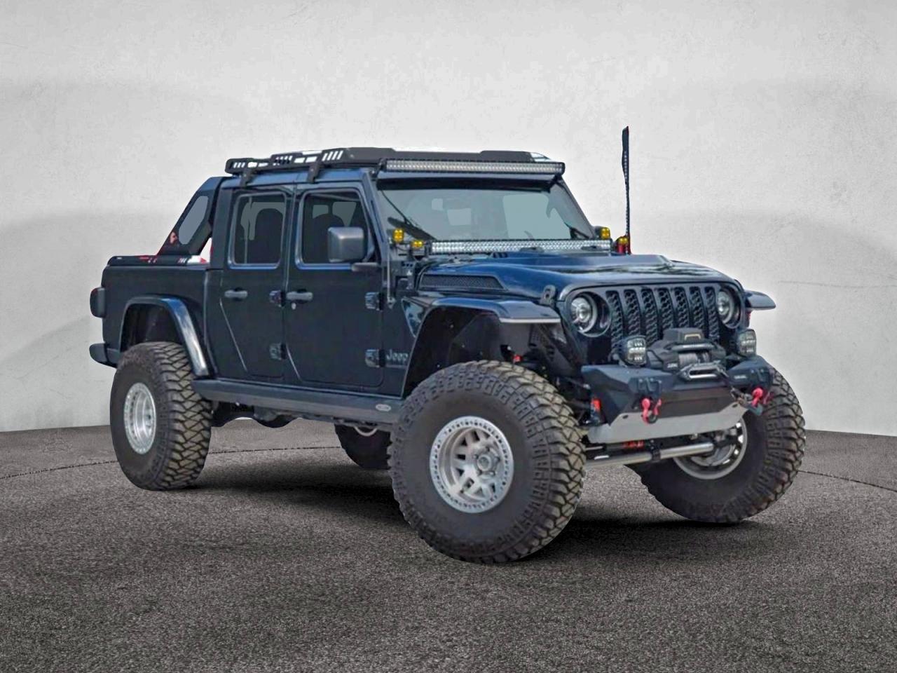 Jeep Gladiator Sport Image 1