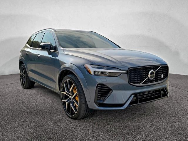  Salvage Volvo Xc60 Poles