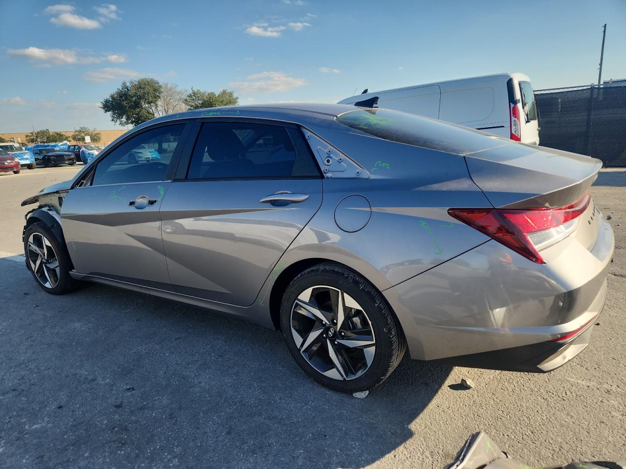 Hyundai ELANTRA Sel Image 13