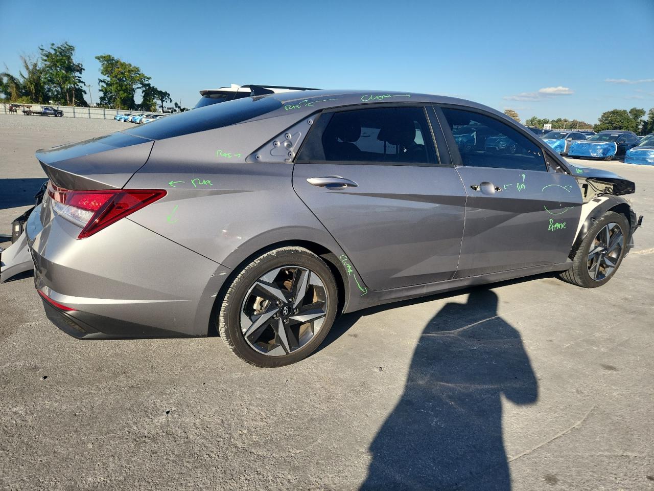 Hyundai ELANTRA Sel Image 3