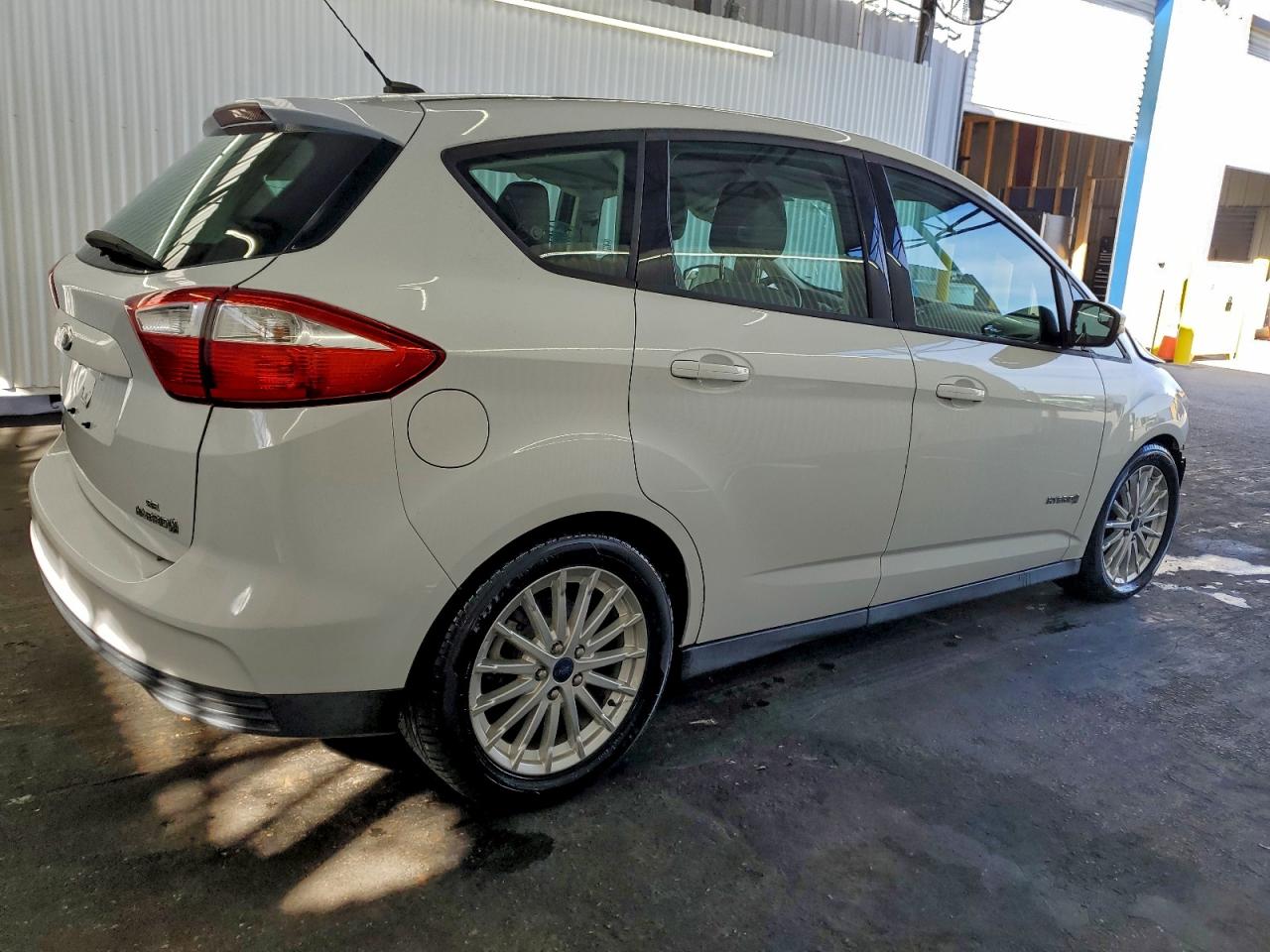 Ford Cmax Se Image 3