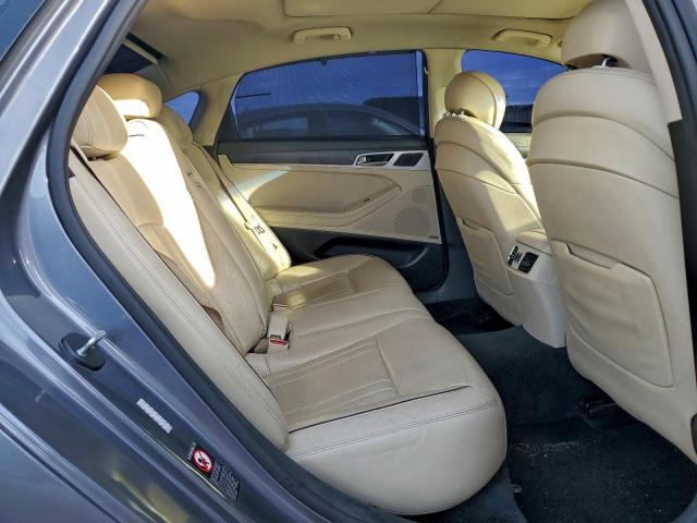 Hyundai Genesis 5.0l Image 3