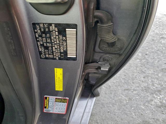 Hyundai Genesis 5.0l Image 4