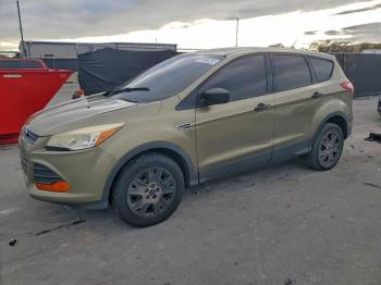  Salvage Ford Escape