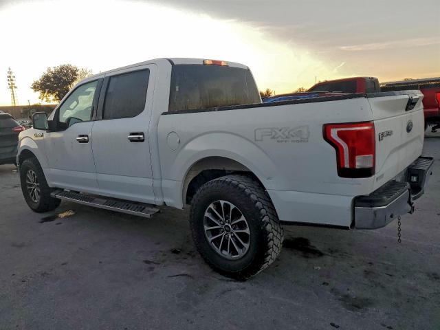 Ford F-150 Supercrew Image 6