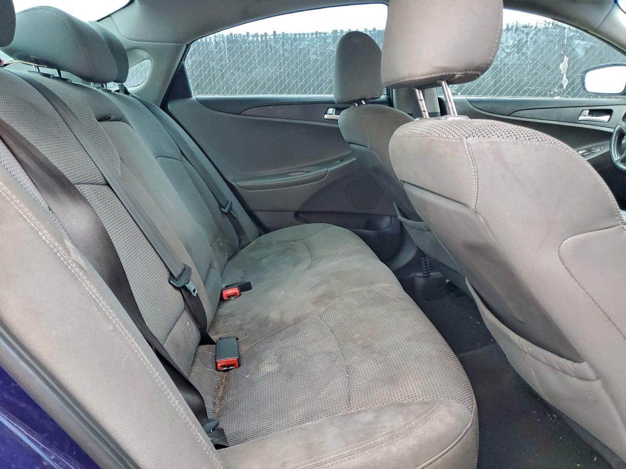 Hyundai SONATA Gls Image 9