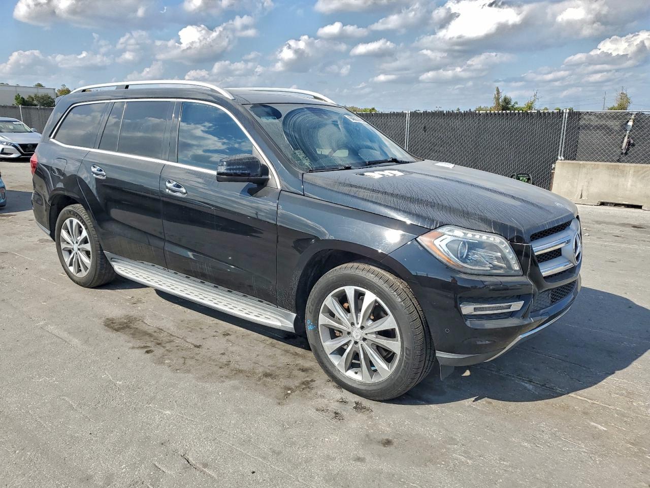 Mercedes-Benz G-Class 450 4matic Image 10