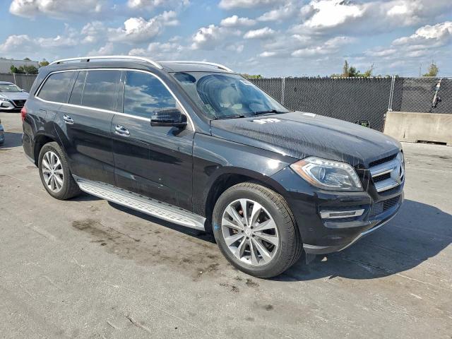 Mercedes-Benz G-Class 450 4matic Image 10