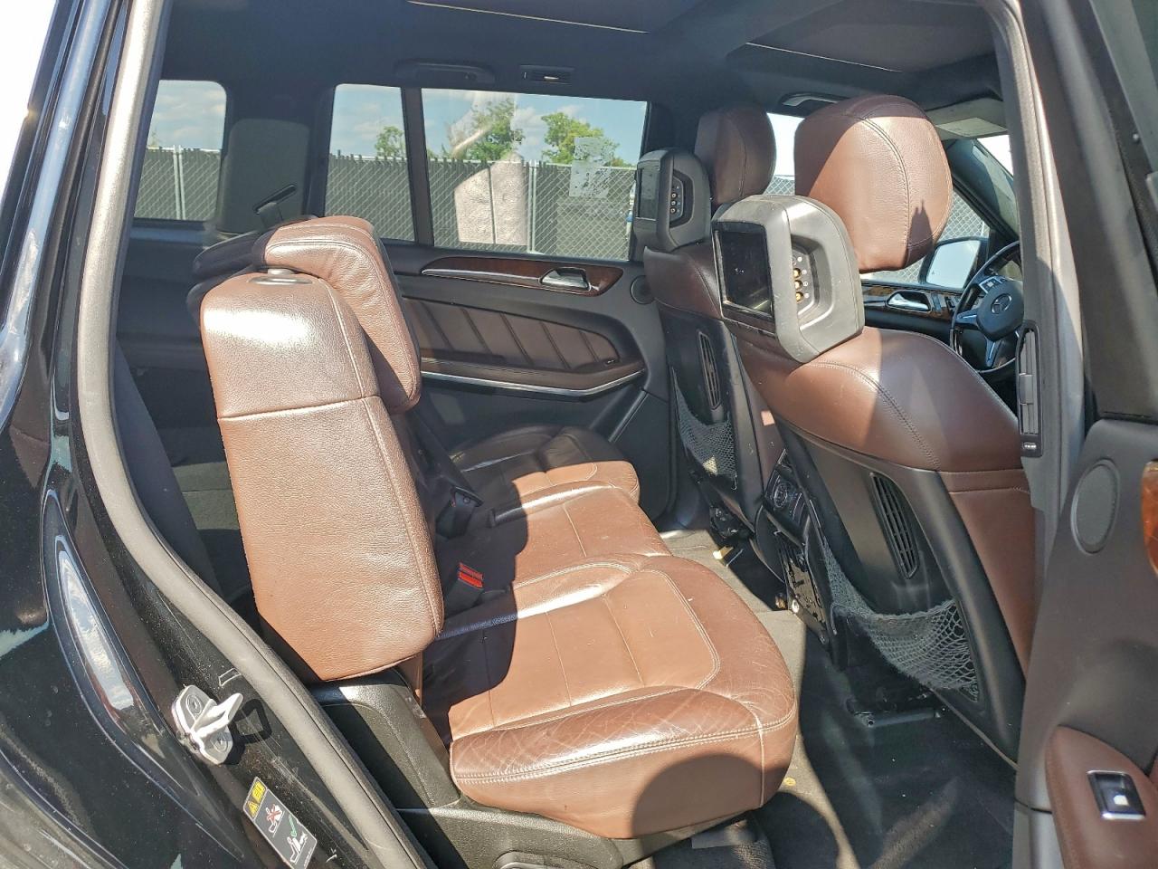 Mercedes-Benz G-Class 450 4matic Image 7