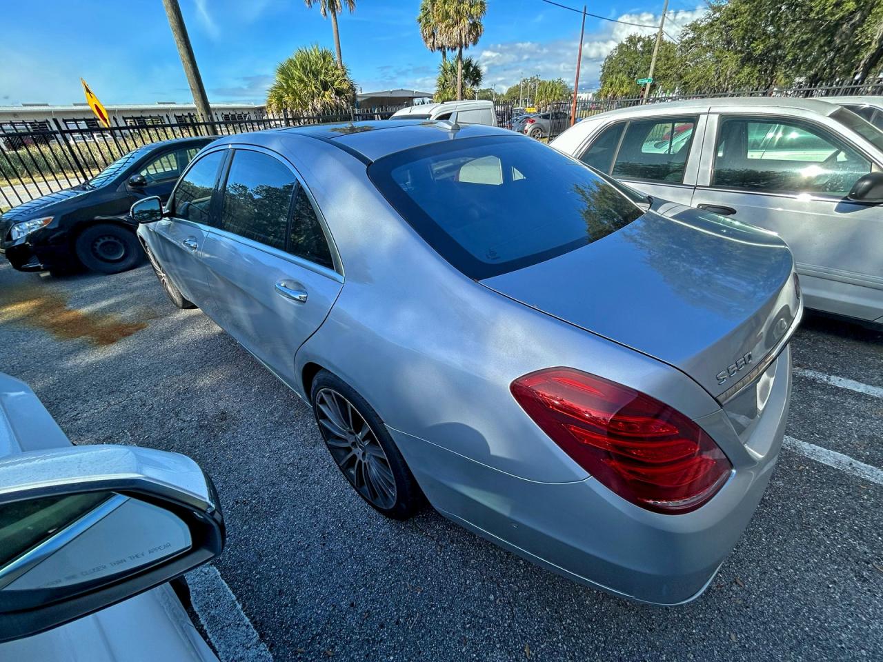 Mercedes-Benz S-Class 550 4matic Image 10