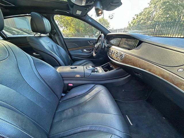 Mercedes-Benz S-Class 550 4matic Image 11