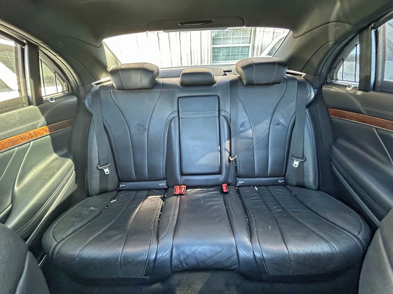 Mercedes-Benz S-Class 550 4matic Image 5