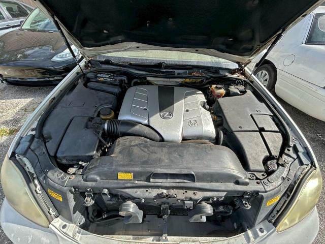 Lexus LS 430 Image 12