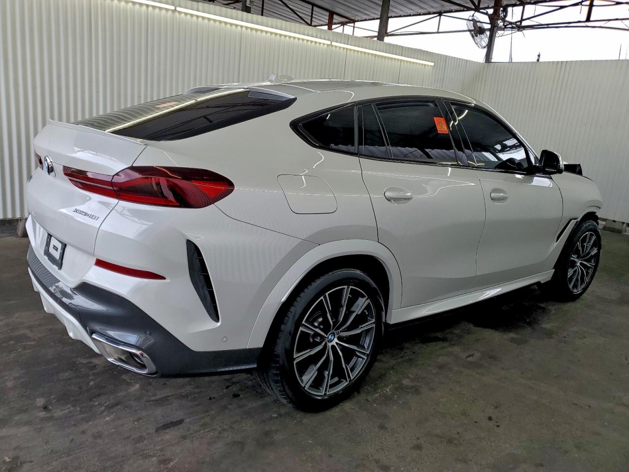 BMW X Series Xdrive40i Image 4