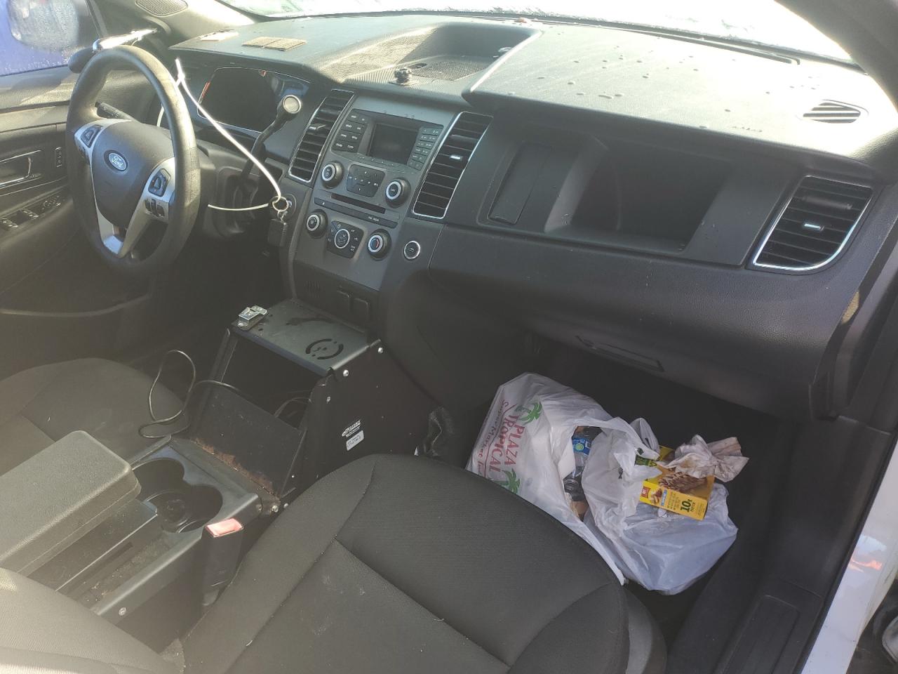 Ford Taurus Police Interceptor Image 8