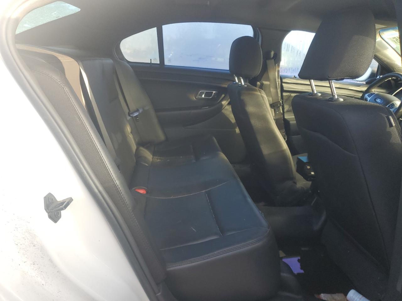 Ford Taurus Police Interceptor Image 11