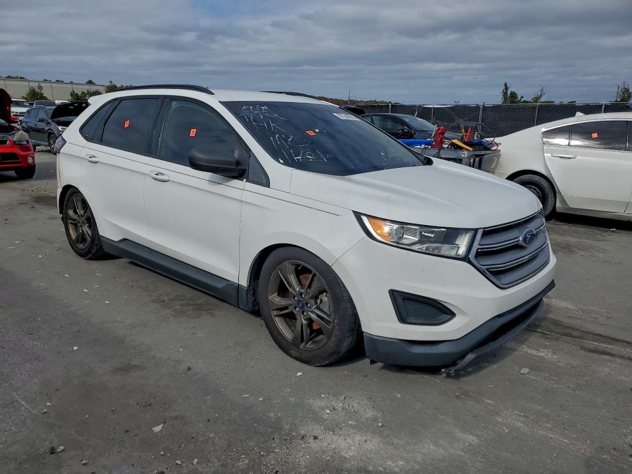 Ford Edge Se Image 2