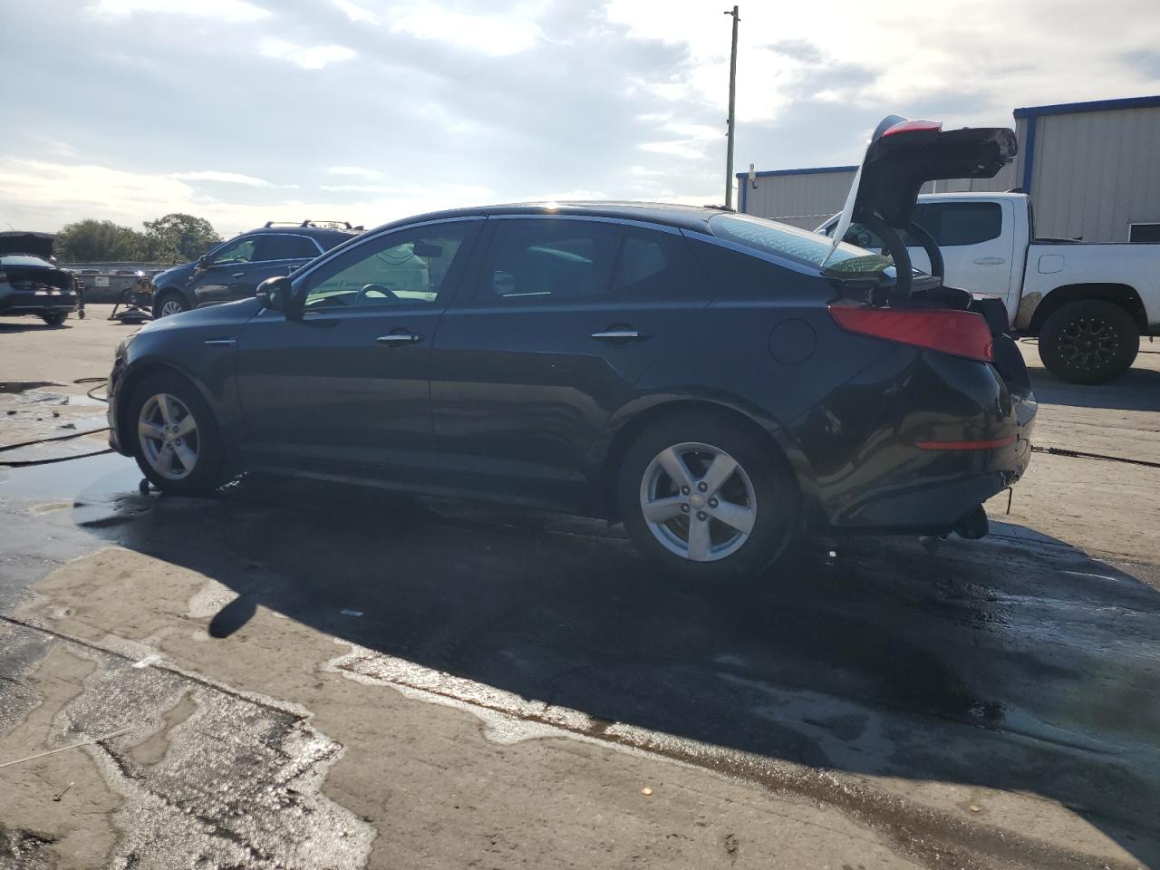 Kia Optima Lx Image 2