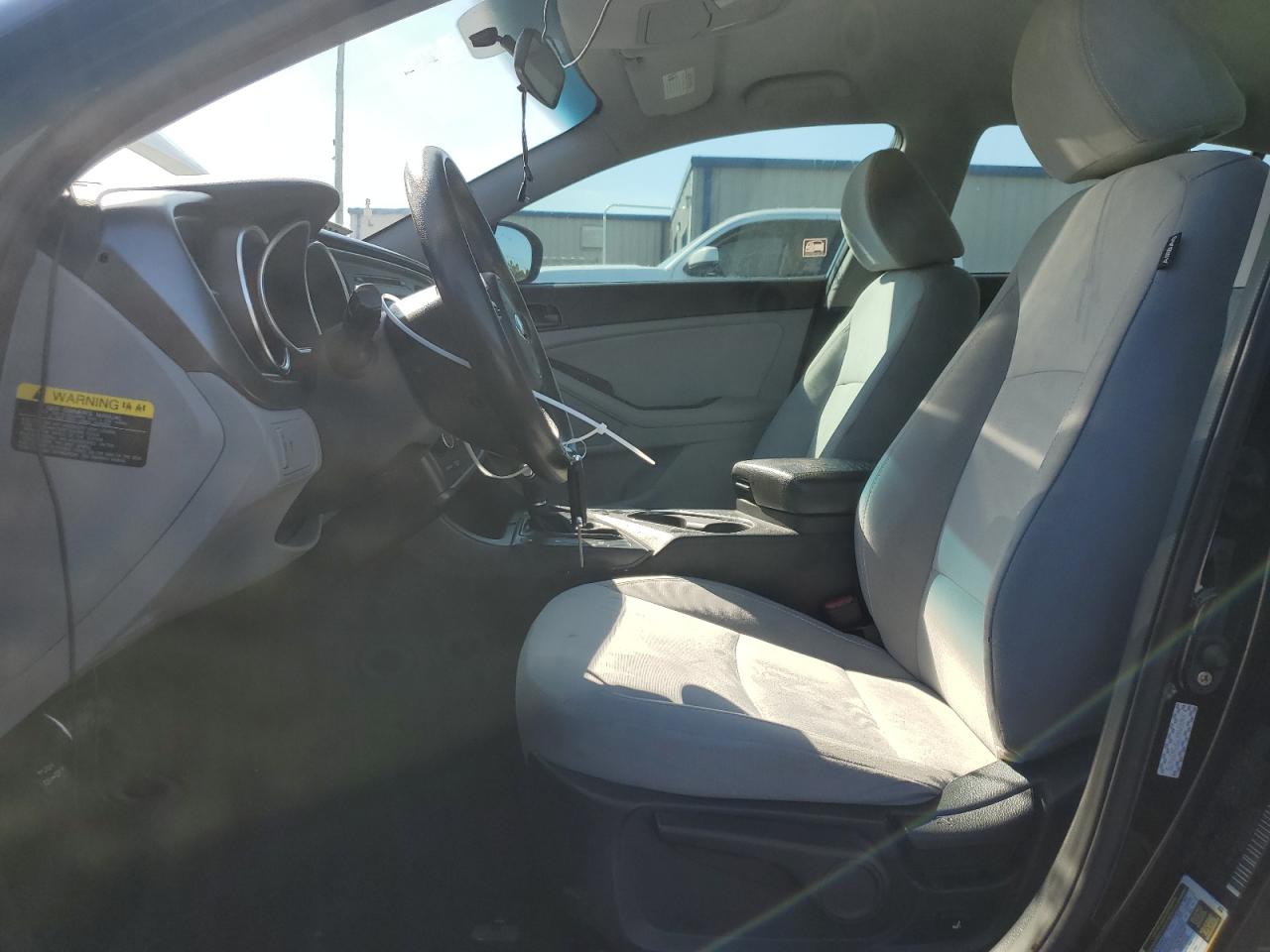 Kia Optima Lx Image 8