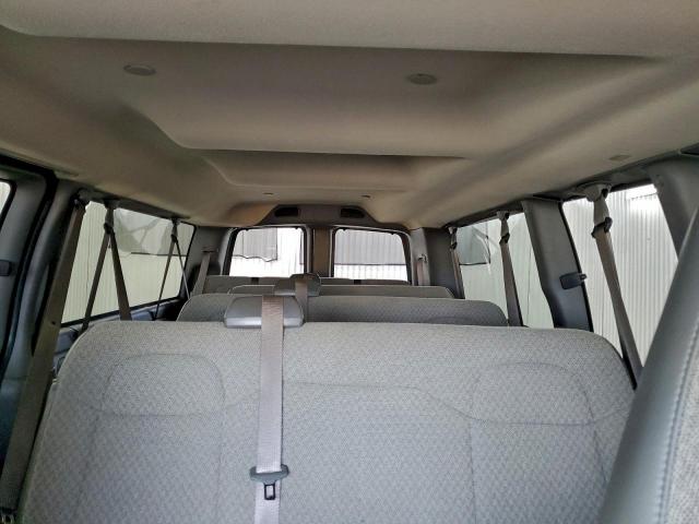 Chevrolet Express Lt Image 9