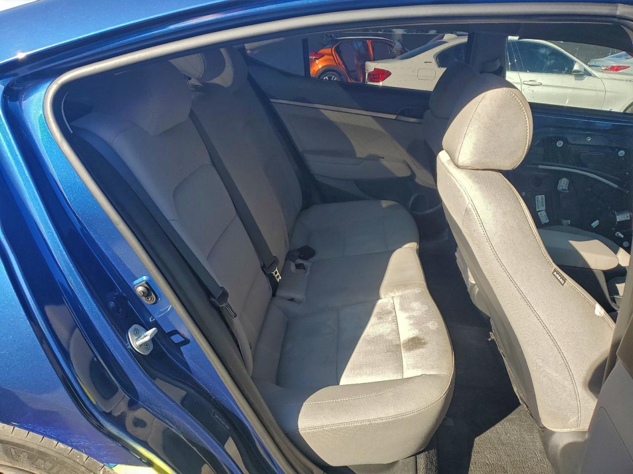 Hyundai ELANTRA Se Image 6