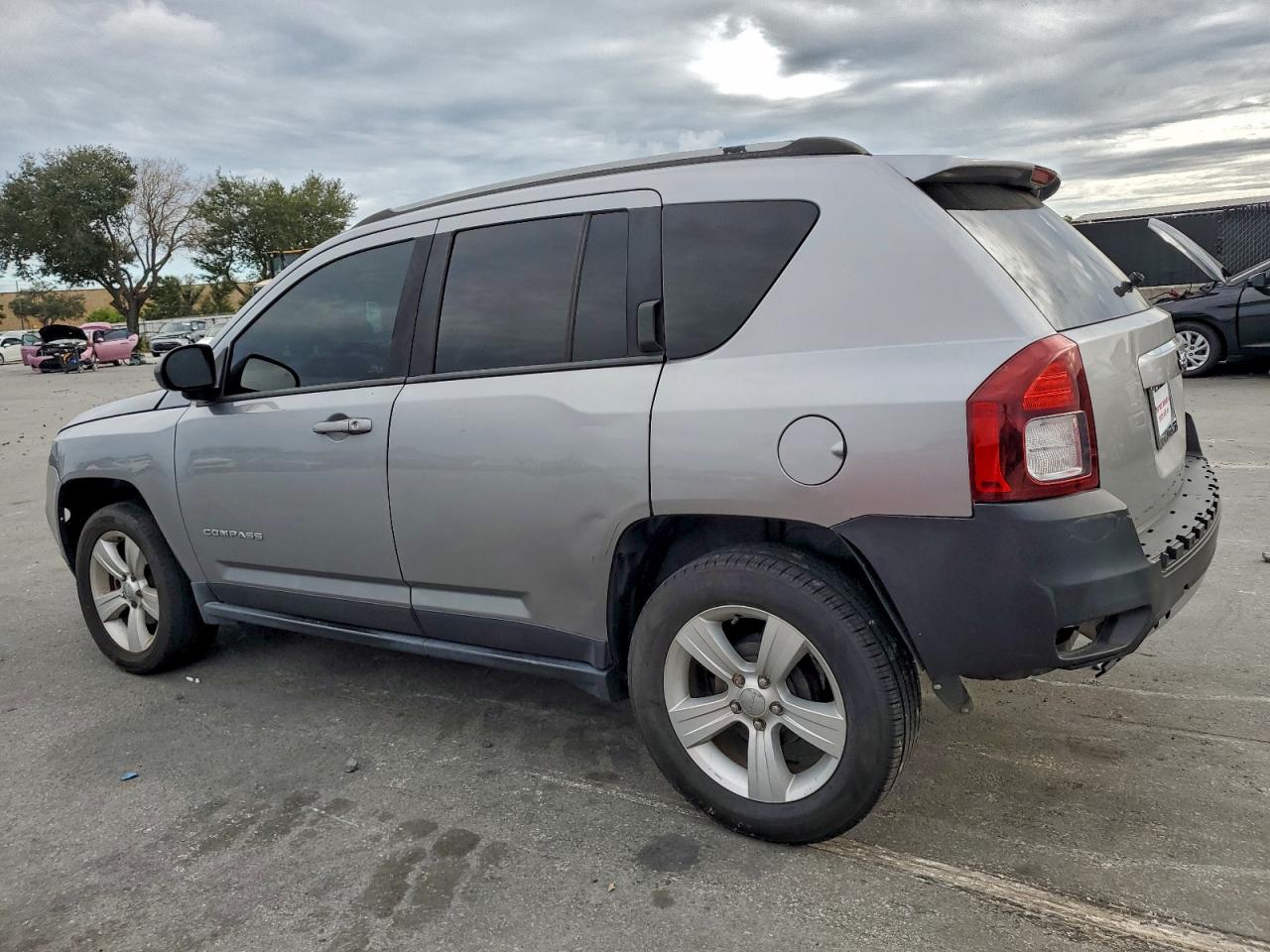 Jeep Compass Sport Image 10