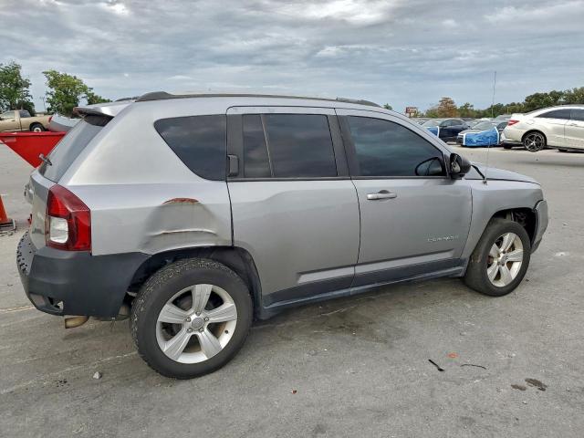 Jeep Compass Sport Image 3