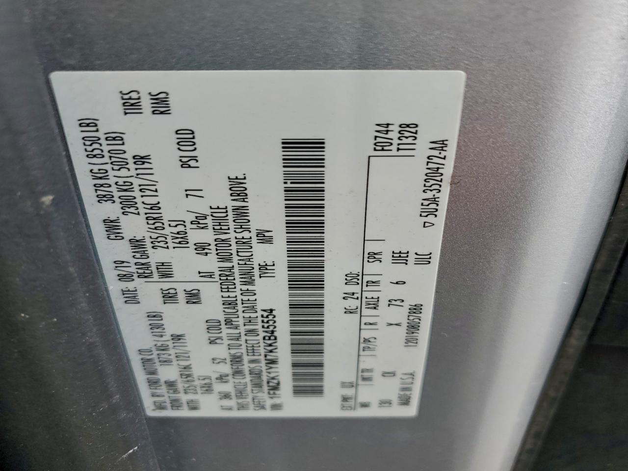 Ford Transit T-150 Image 3