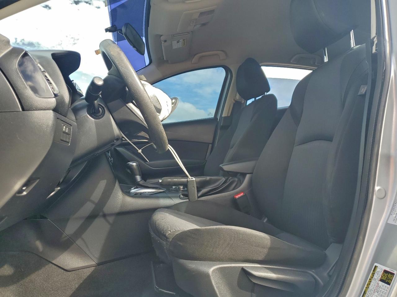 Mazda 3 Sport Image 13