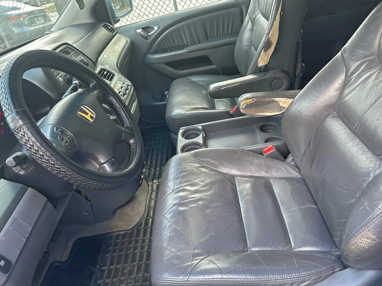 Honda Odyssey Exl Image 3