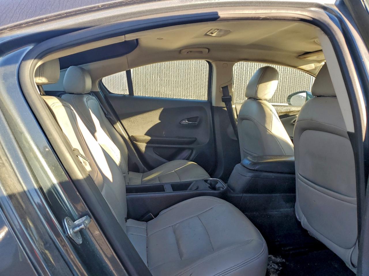 Chevrolet Volt Image 4